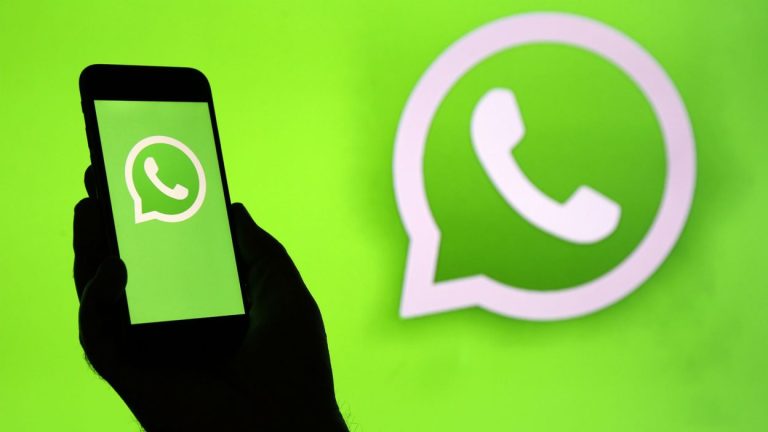 WhatsApp Permits to Play Voice Messages in Background