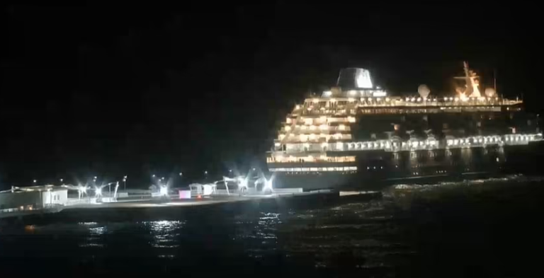 A 700-Passenger Cruise Ship Enters Bahamas to Dodge U.S Arrest Warrant