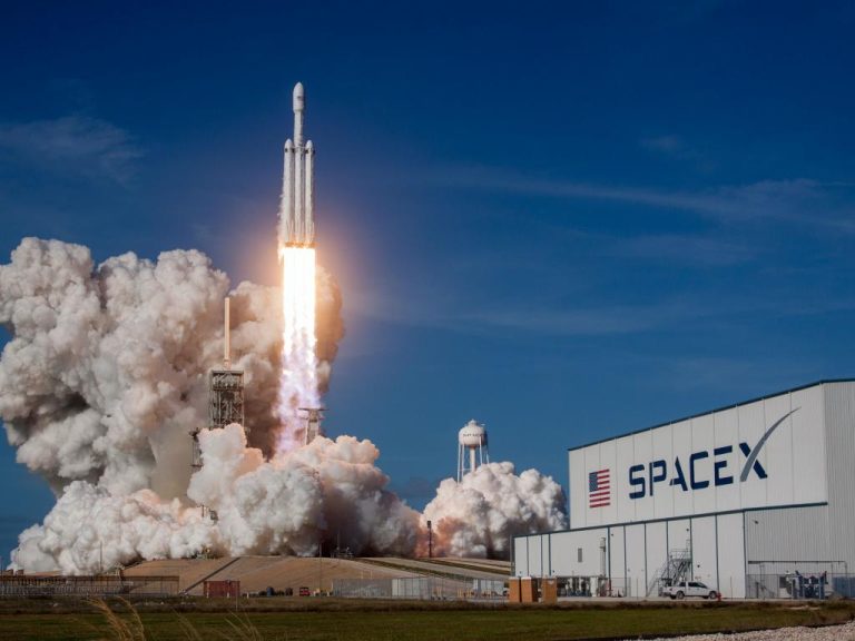 SpaceX Launches Falcon 9 Rocket with 105 Satellites Into Orbit