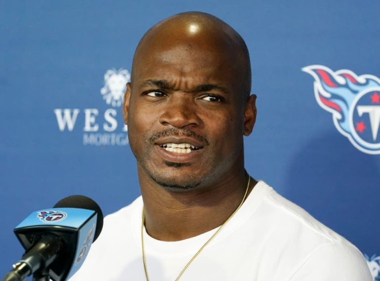 NFL Player Adrian Peterson Arrested for Domestic Violence Charges